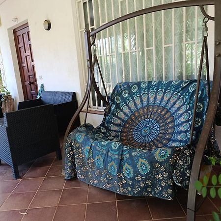 Casa In Giardino A Pochi Passi Dal Mare Villa Palermo Bagian luar foto